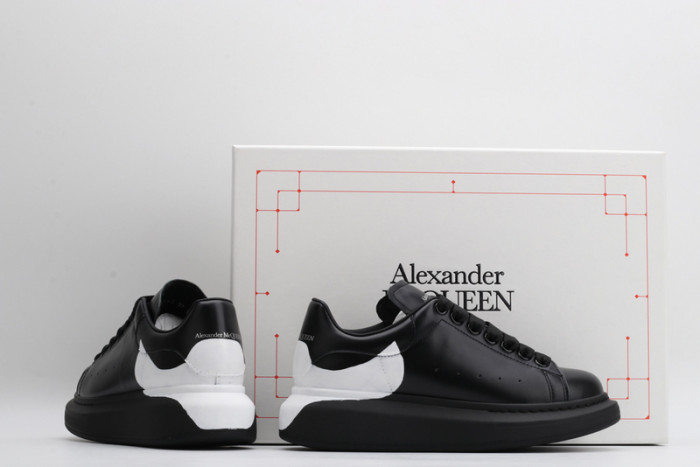 a1exa*der Mcqv*en sole sneakers