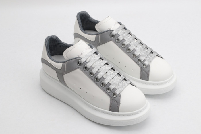 a1exa*der Mcqv*en sole sneakers