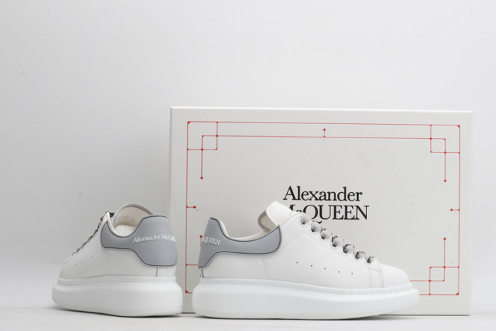 a1exa*der Mcqv*en sole sneakers