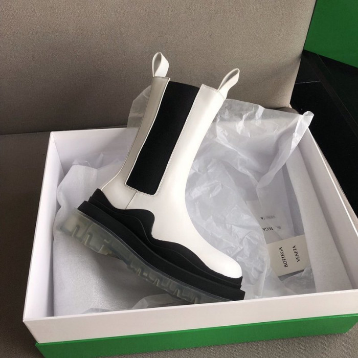 Bo*te*ga ve*ne*ta sneaker