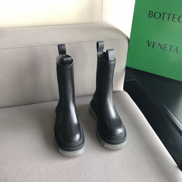 Bo*te*ga ve*ne*ta sneaker