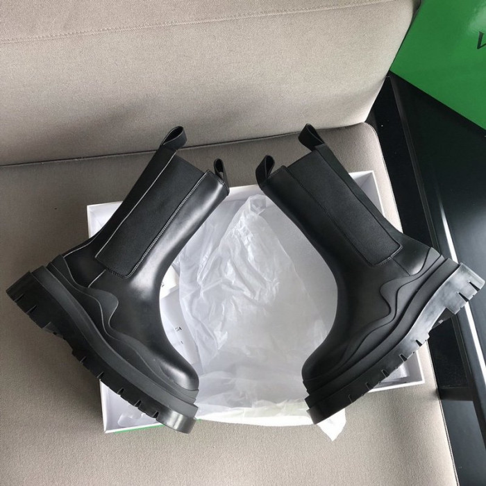 Bo*te*ga ve*ne*ta sneaker