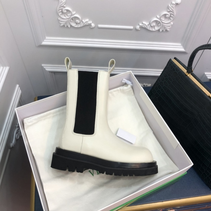 Bo*te*ga ve*ne*ta sneaker