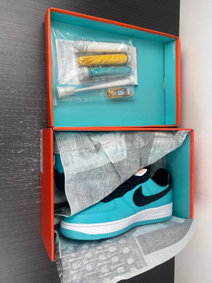 nike T*f*ny & co. x air force 1 low dz1382-002