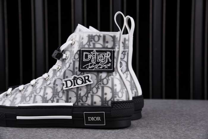 DR B23 OBLIQUE HIGH TOP SNEAKER