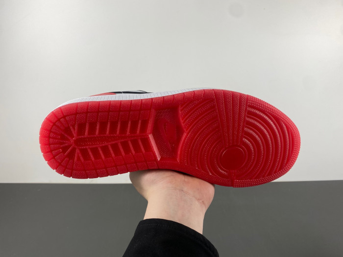 Air Jordan 1 Low LB8971-106