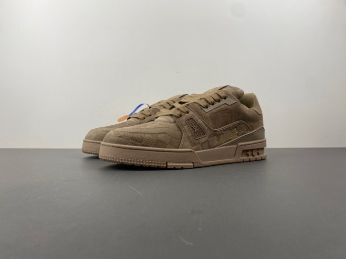 l0vis Vvtt0n lv trainer l&v-194