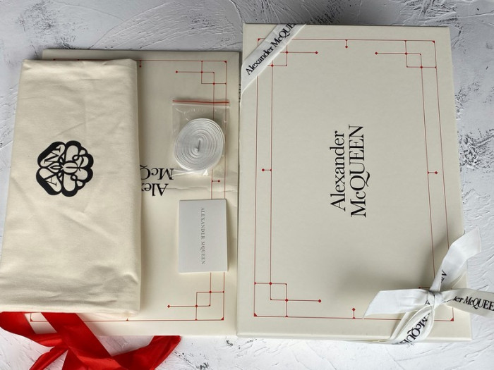 a1exa*der Mcqv*en sole sneakers black