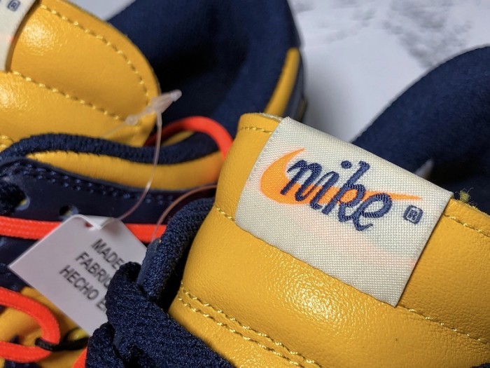 Nike Dunk Low OW Michigan - CT0856-700