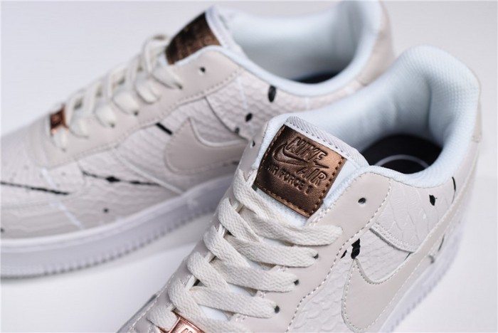 nike air force 1 low lx "phanT0m snakeskin" 898889-007
