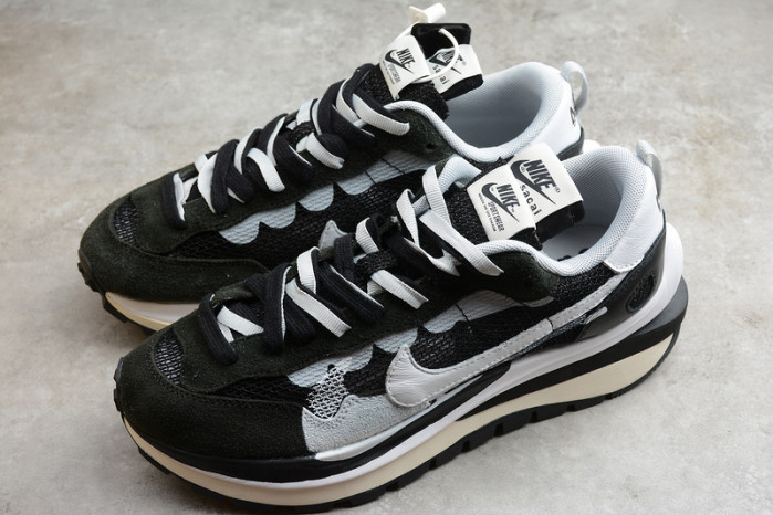 Nike Vaporwaffle sacai Black White - CV1363-001