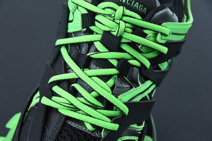 BC TRIPLE TRAINER 542436W3RL11035