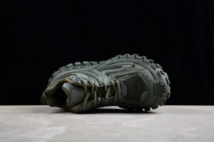 BC DEFENDER RUBBER PLATFORM SNEAKERS W2RA63000