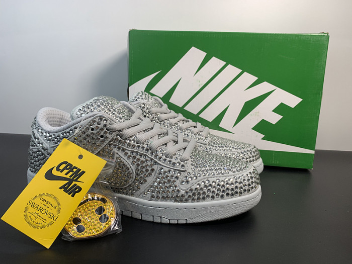 NIKE DUNK LOW CACTUS PLANT FLEA MARKET PURE PLATINUM CZ2670-001