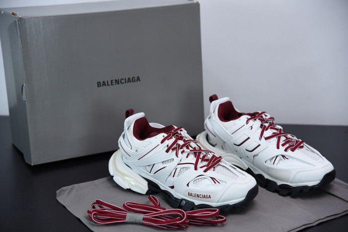 BL TRIPLE S TRAINERS