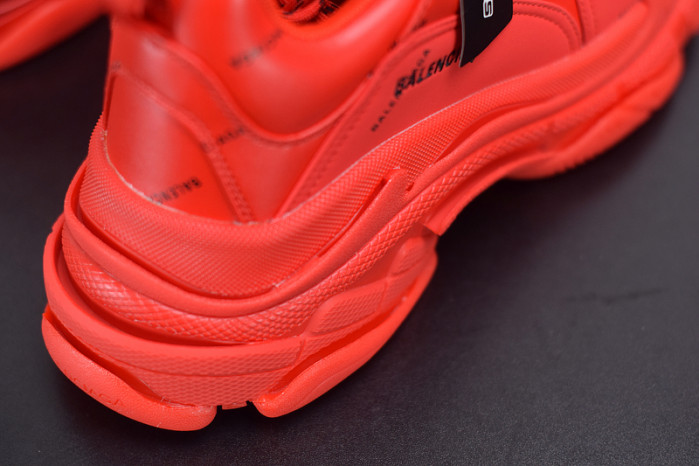 BL TRIPLE S TRAINERS