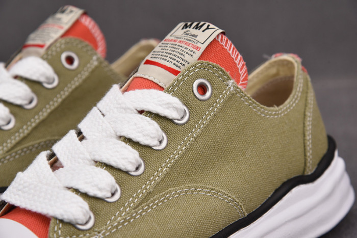Ma*s*n mihara yasuhiro sneaker mmy-33