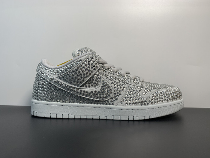 NIKE DUNK LOW CACTUS PLANT FLEA MARKET PURE PLATINUM CZ2670-001