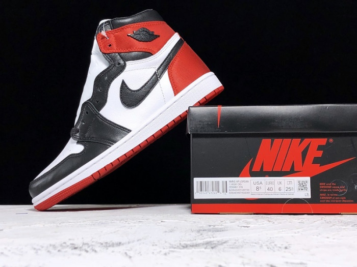 Jordan 1 Retro High Satin Black Toe - CD0461-016