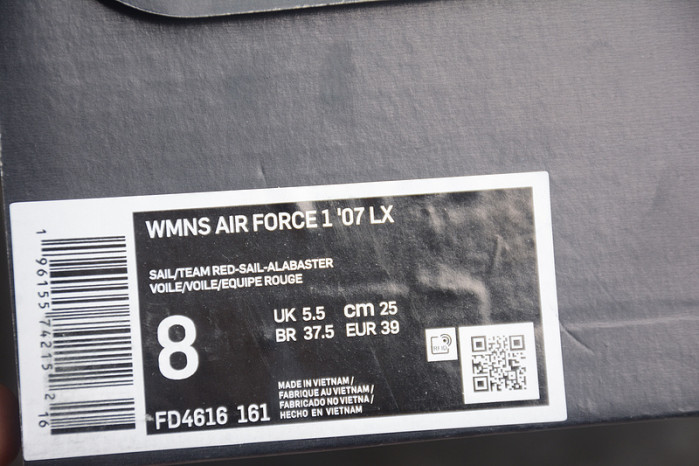 Nike WMNS AIR FORCE 1 LOW 