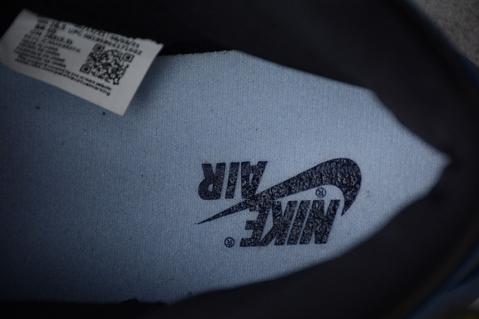 Air Jordan 1 Dark Marina Blue 555088-404