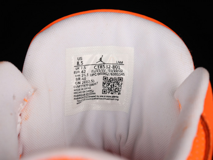 Air Jordan 3 Retro OG "Orange" CT8532-801