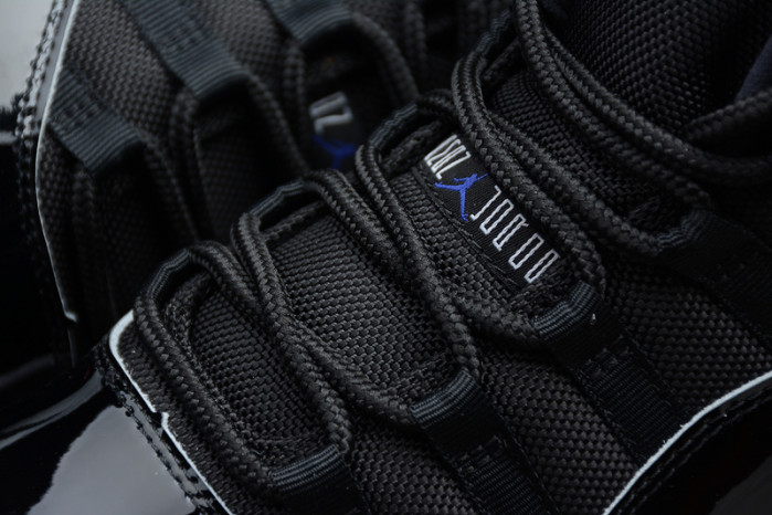 AIR JORDAN 11 RETRO "SPACE JAM 2016 RELEASE" mens 378037-003