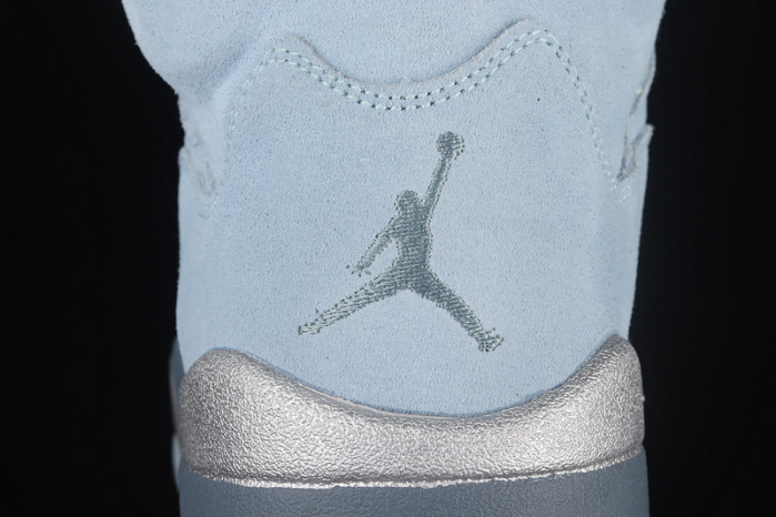 Wmns Air Jordan 5 Retro 