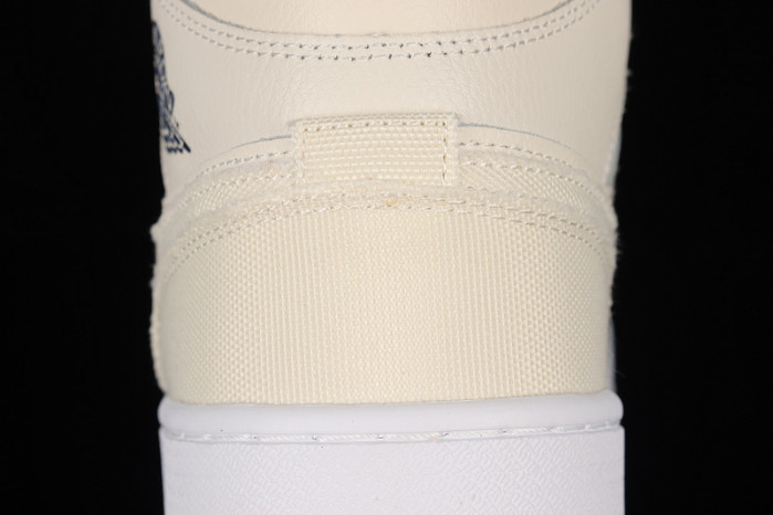 AIR JORDAN 1 WMNS MID SE 