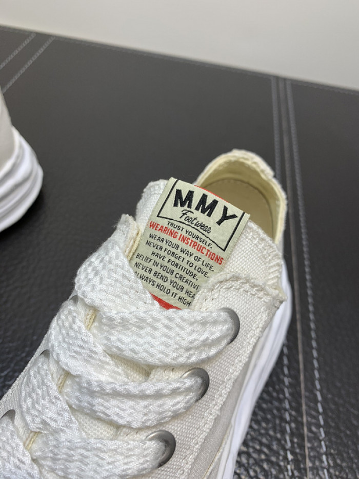 Ma*s*n mihara yasuhiro sneaker mmy-11