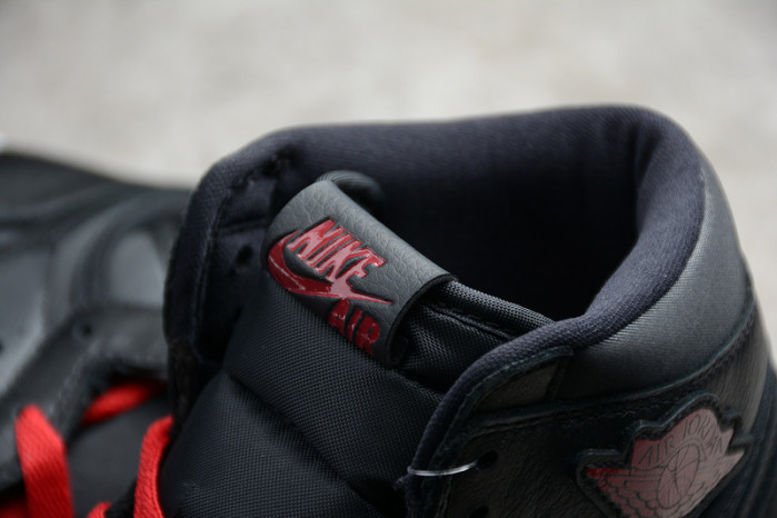 Jordan 1 Retro High Black Satin Gym Red - 555088-060