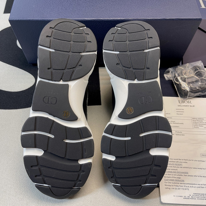 DR B22 TRAINER SNEAKER