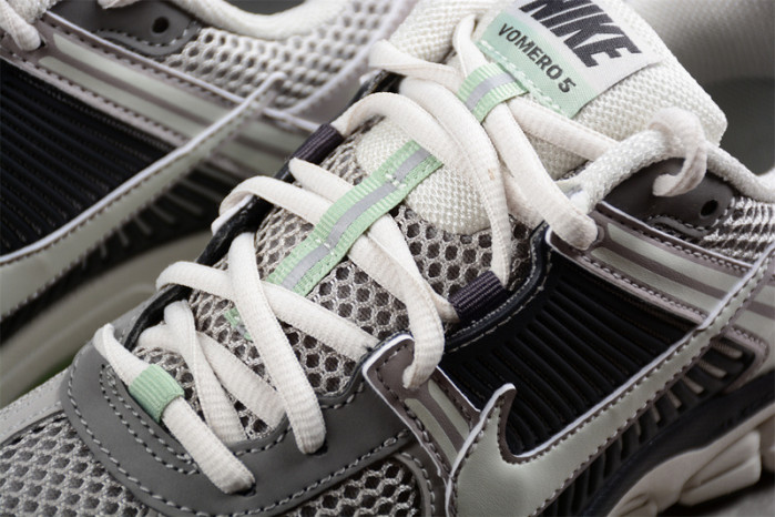 Nike Zoom Vomero 5 Cobblestone Flat Pewter FB8825-001