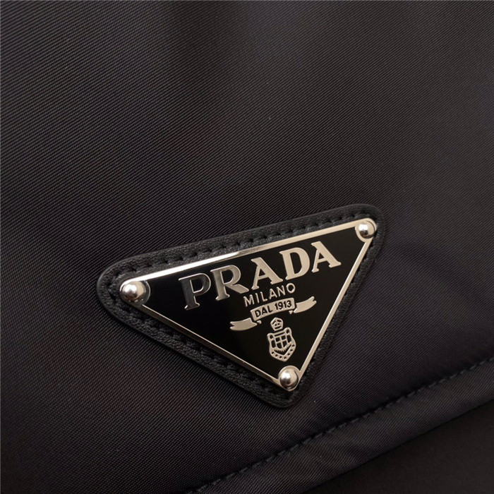 Pra*a medium padded nylon shoulder bag