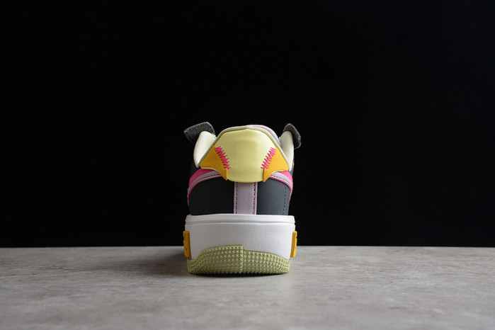 NIKE Air Force 1 DR7880 001