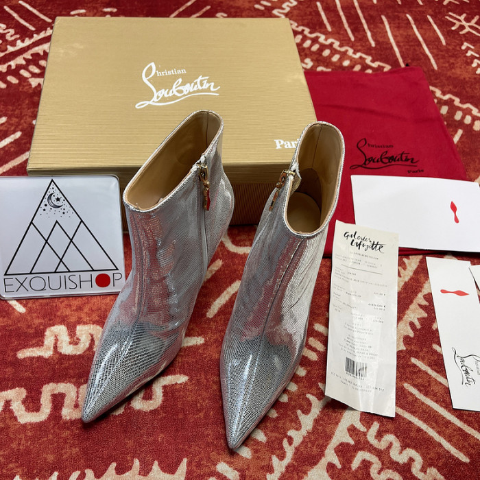 Ch**an louboutin heel