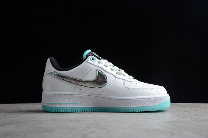 NIKE Air Force 1 DD9613-100
