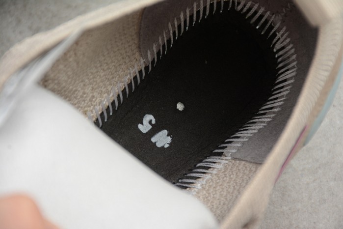 Nike Air VaporMax Flyknit 2.0 Particle Beige/Smokey Mauve womens 942843-203