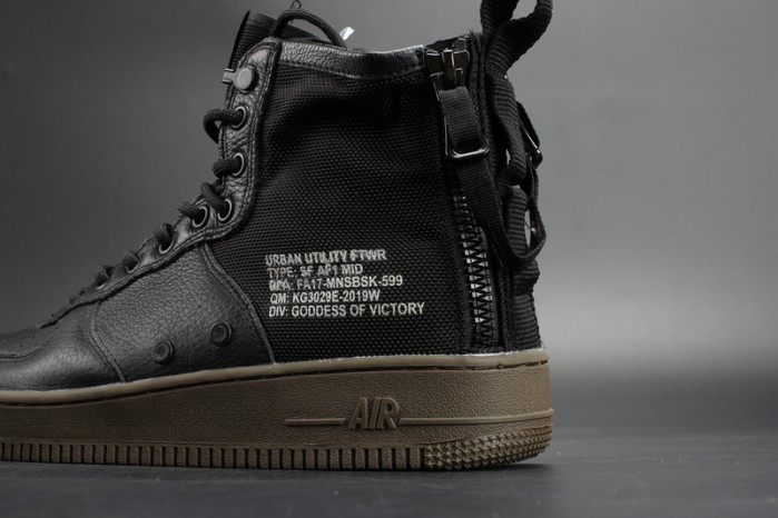 NIKE SF AIR FORCE 1 MID “HAZEL” BLACK 917753-002