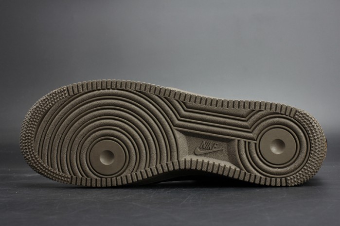 NIKE SF AIR FORCE 1 MID “HAZEL” BLACK 917753-002