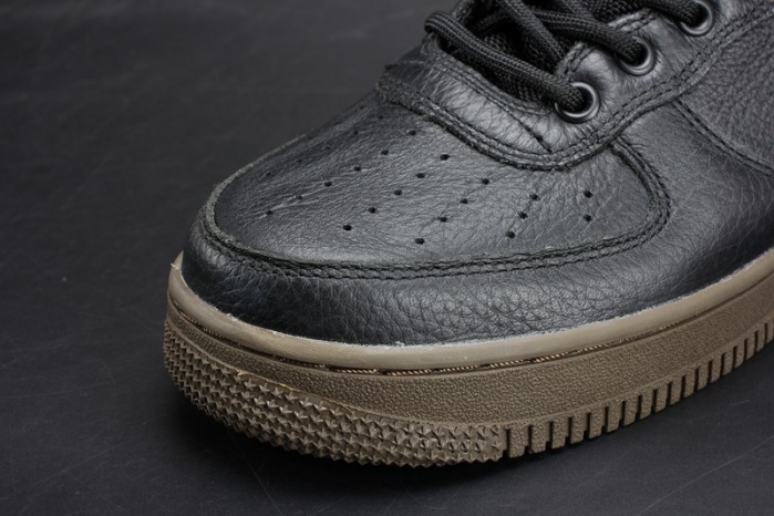 NIKE SF AIR FORCE 1 MID “HAZEL” BLACK 917753-002