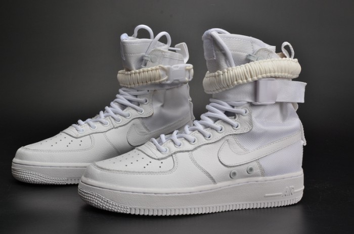 Nike WMNS SF FORCE 1 “Triple White” 903270 100