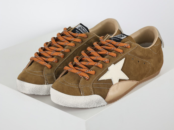 GGDB Sneaker GGDB-002