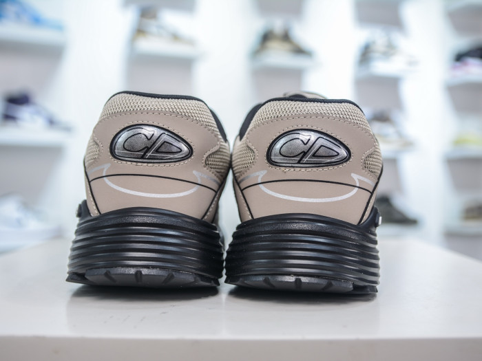 DR B30 TRAINER SNEAKER DR-168