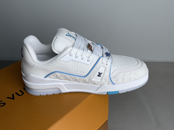 l0vis Vvtt0n lv trainer lvt-223