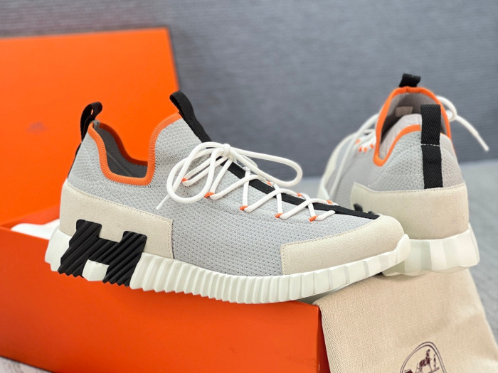 H**me5 sneaker hms014