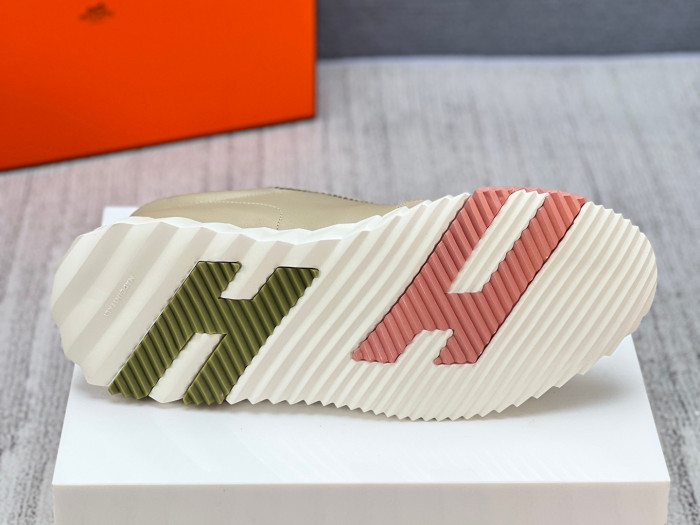 H**me5 sneaker hms003