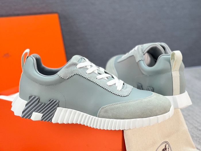 H**me5 sneaker hms001