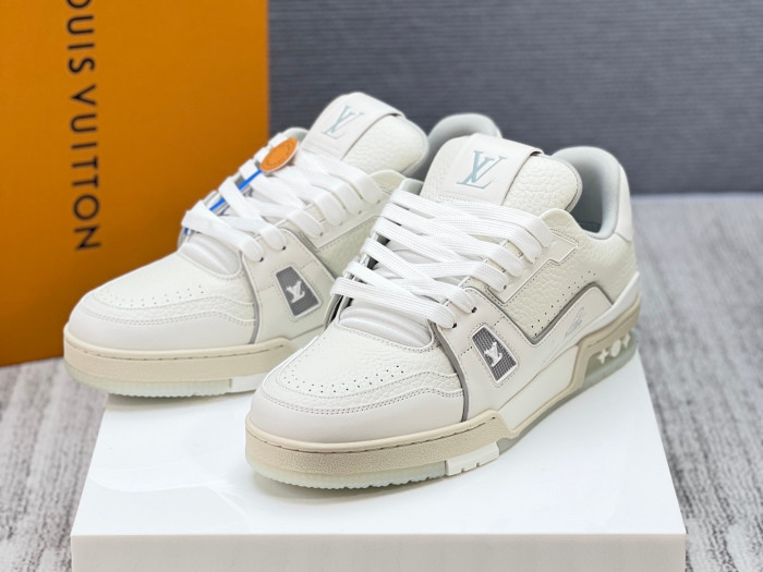 l0vis Vvtt0n lv trainer l&v-256